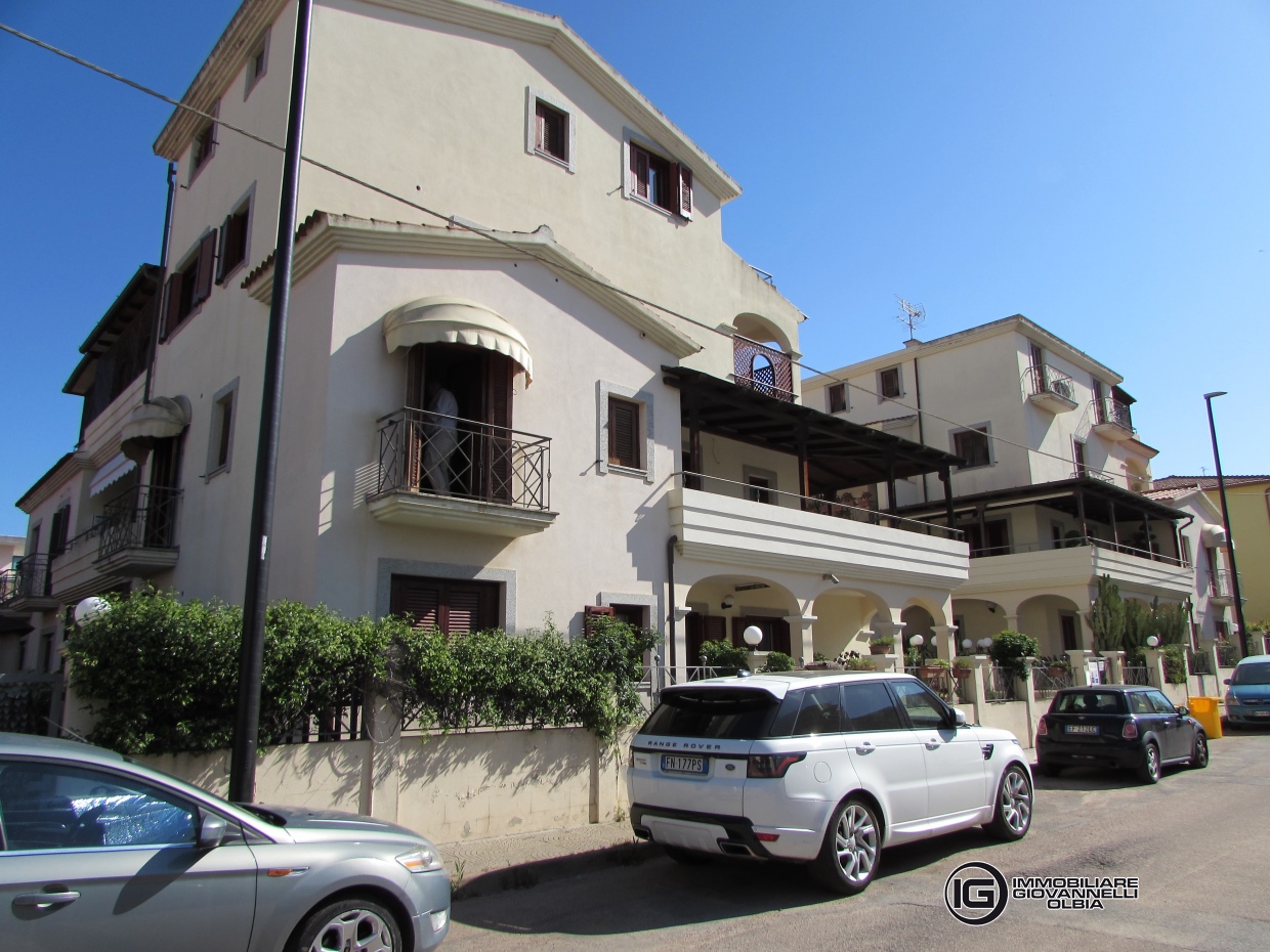 appartamento in vendita ad Olbia in zona Aldo Moro